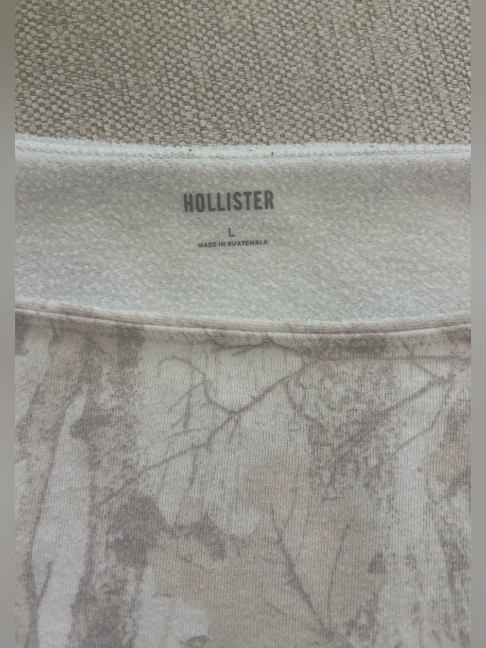 Hollister Camo Off-Shoulder Long Sleeve Sweatshirt - Picture 3 of 4